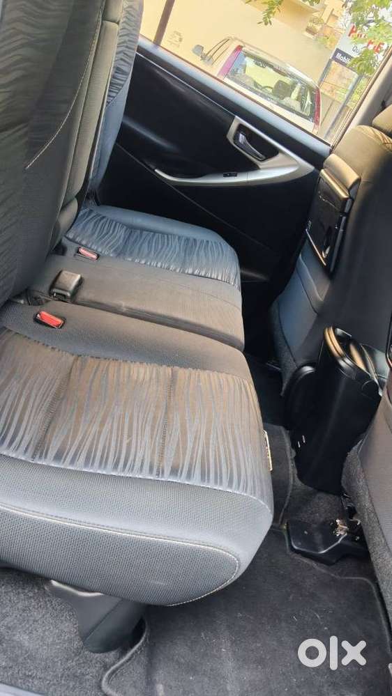 Toyota Innova Crysta 2.4 V 8 Str, 2018, Diesel