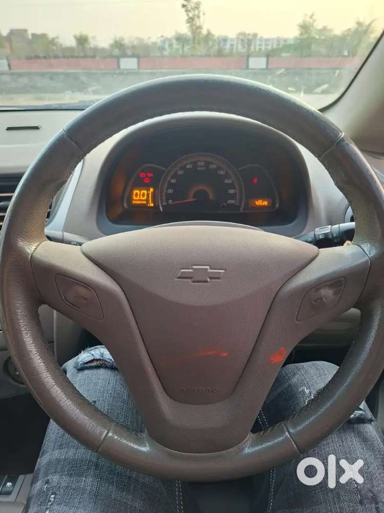 4 Power Window Good Condition Top Variant Diesel Average Very Good
