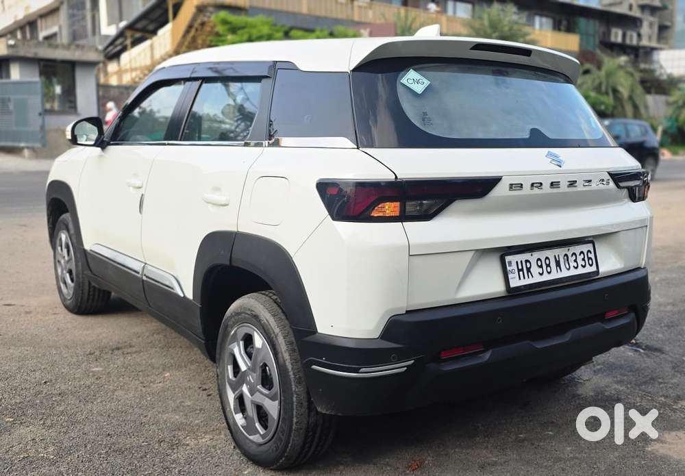 Maruti Suzuki Brezza 1.5 Lxi Cng, 2024, Cng & Hybrids