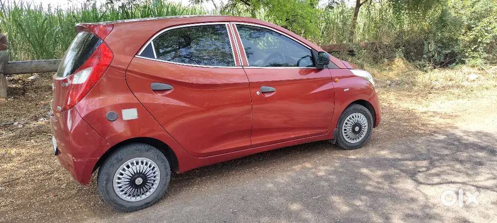 Hyundai Eon 2012 Lpg Shoroom Condition Car