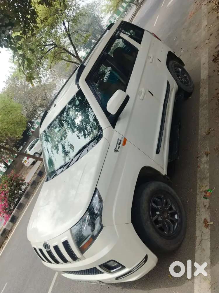 Mahindra Tuv 300 2018 Diesel 120000 Km Driven