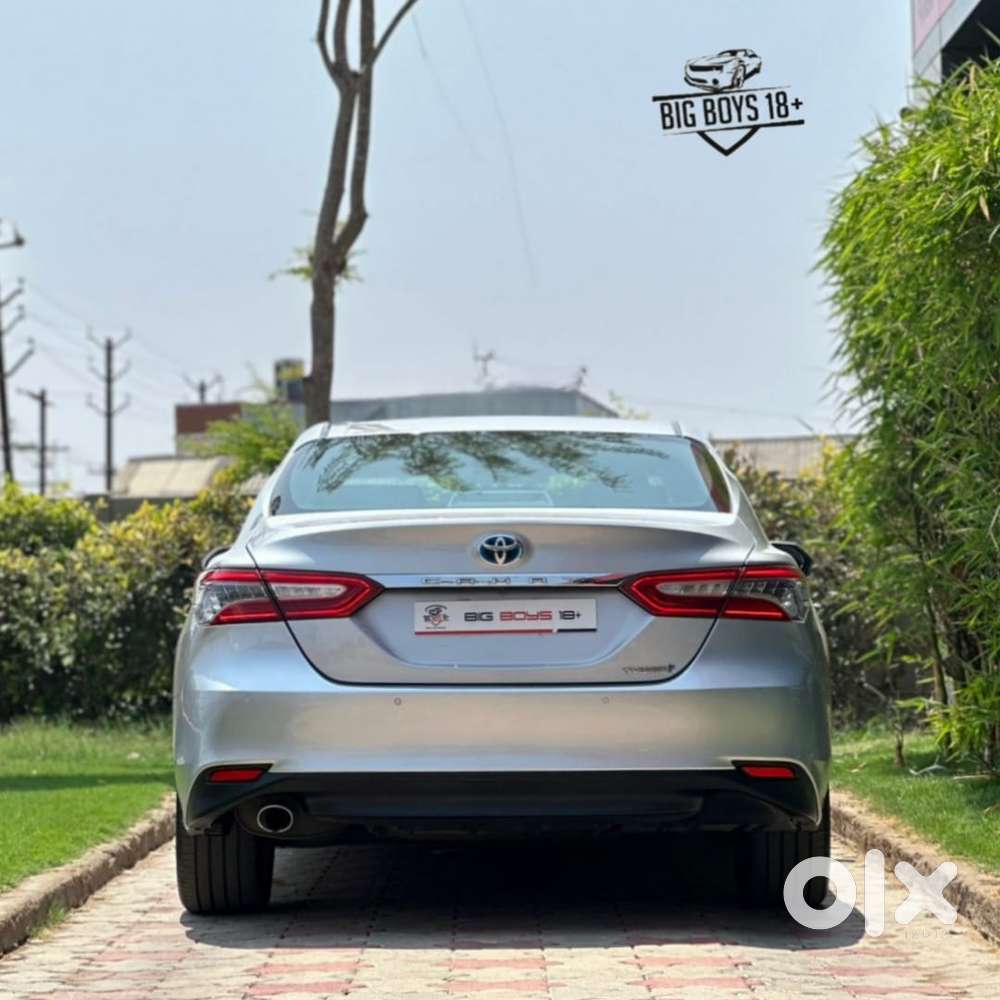 Toyota Camry Hybrid, 2020, Petrol