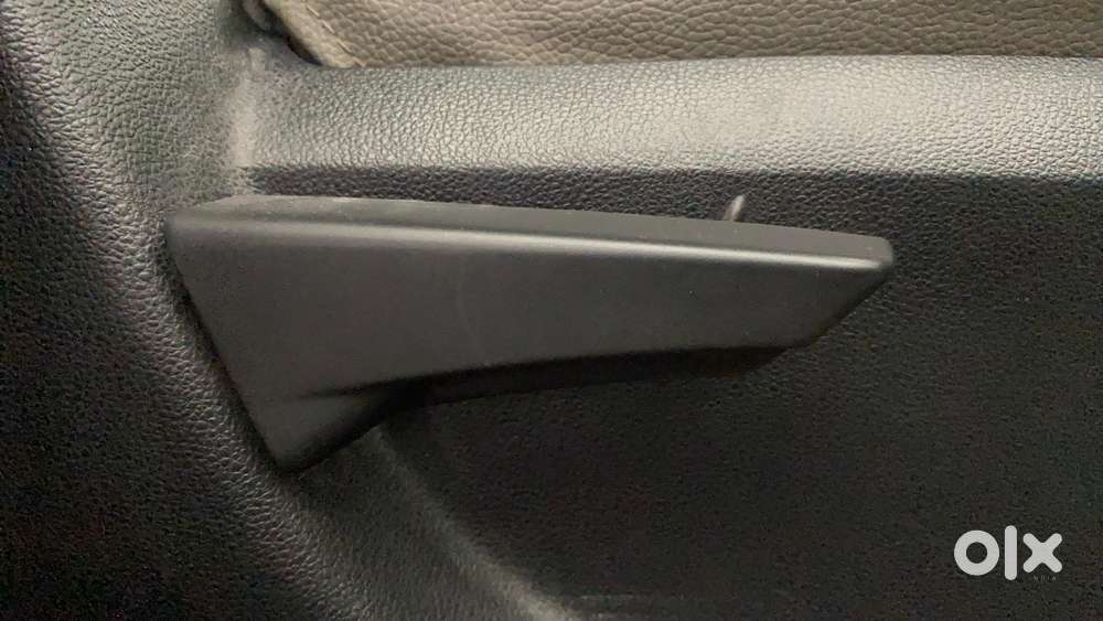Mahindra Kuv 100 Mfalcon G80 K4, 2016, Petrol