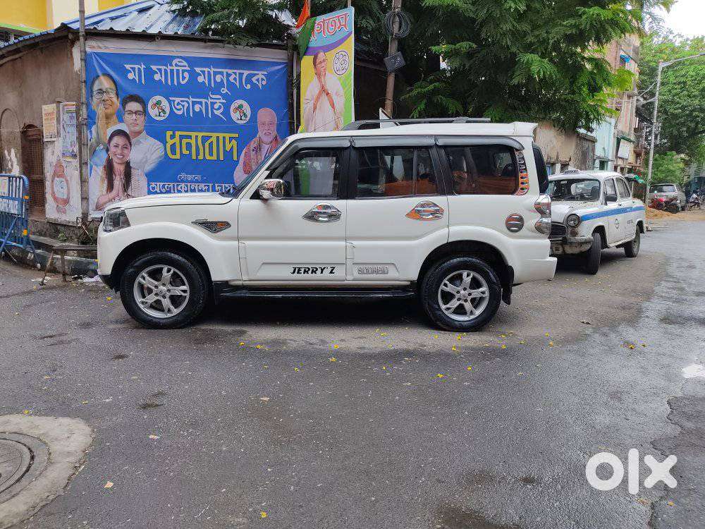 Mahindra Scorpio S10, 2016, Diesel