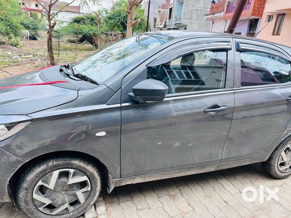 Tata Tiago 2025 Petrol 2800 Km Driven
