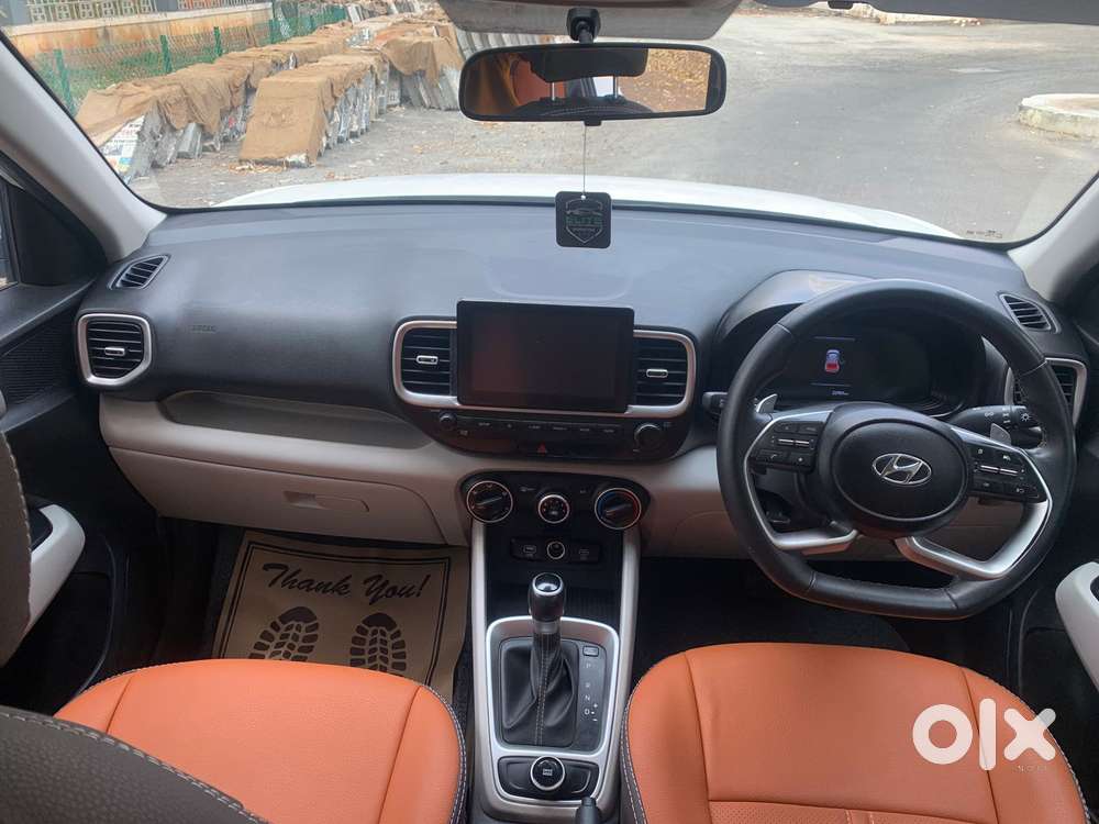 Hyundai Venue 1.0 S (o) Turbo Dct, 2023, Petrol