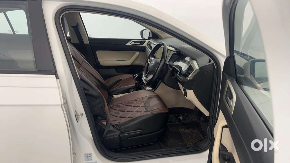 Volkswagen Virtus Highline Plus 1.0 Tsi At, 2023, Petrol