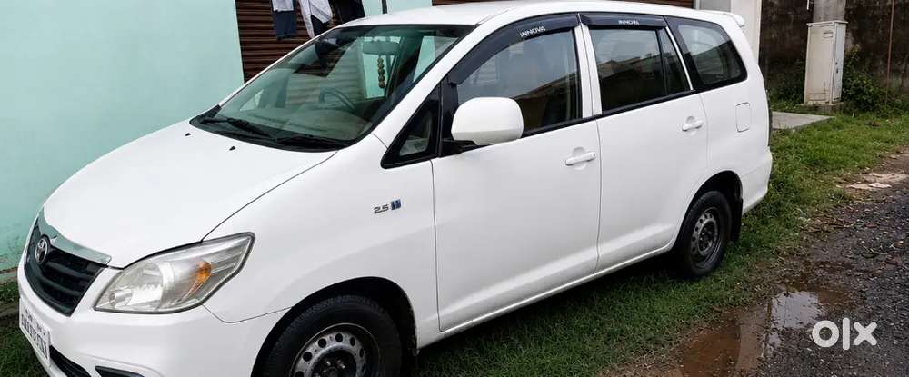 Toyota Innova 2.5