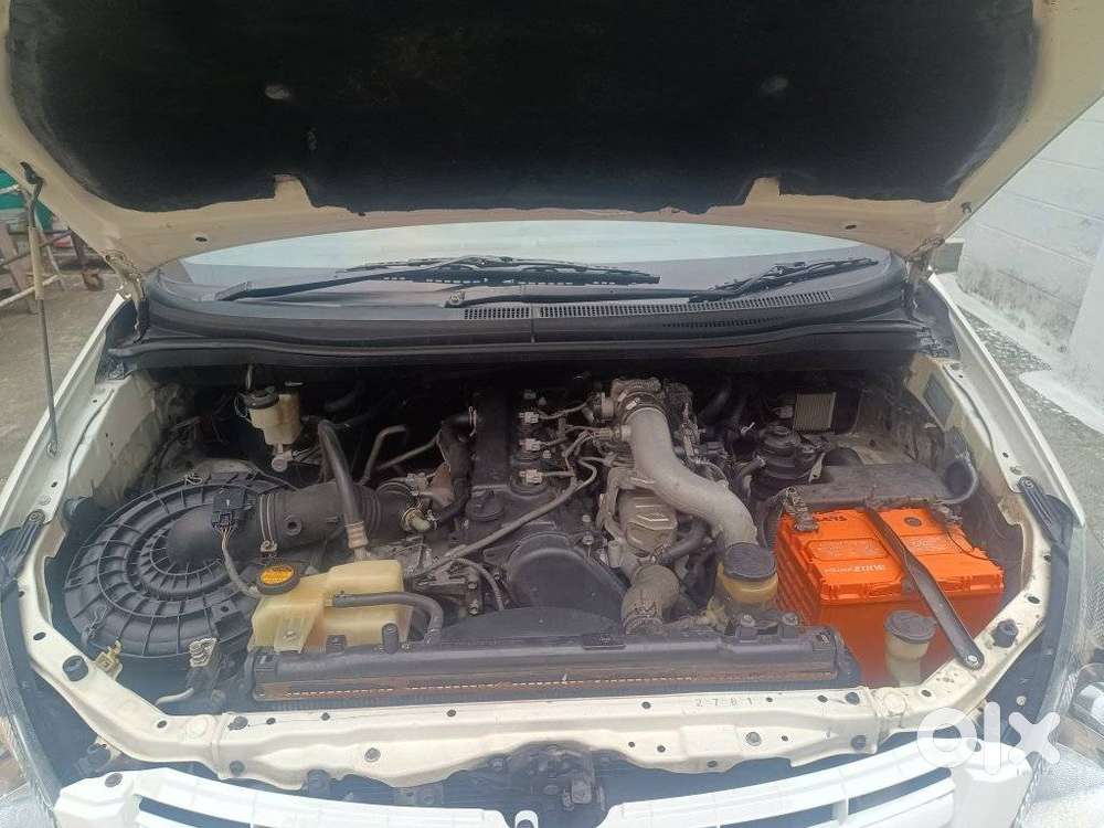Toyota Innova 2.5 G (diesel) 7 Seater Bs Iv, 2010, Diesel