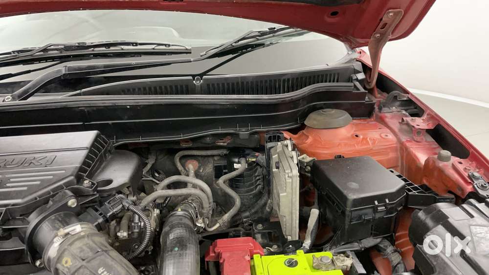 Maruti Suzuki Vitara Brezza Zdi+ Dual Tone Mt, 2016, Diesel