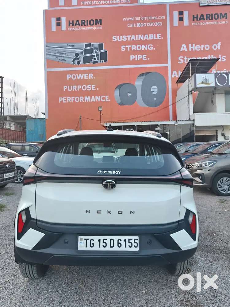 Tata Nexon Pure S Diesel Amt 2024  4,600 Km  Negotiable