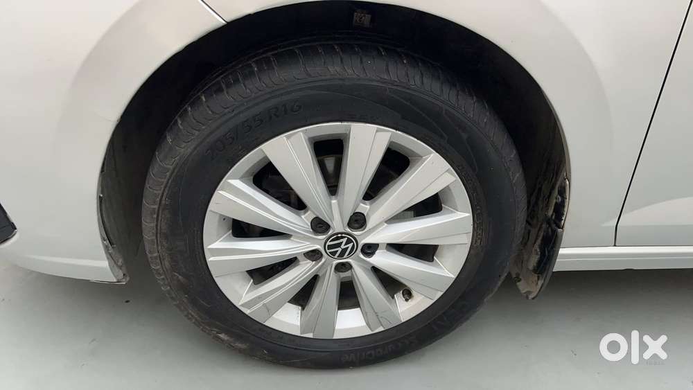Volkswagen Virtus Highline Plus 1.0 Tsi At, 2022, Petrol