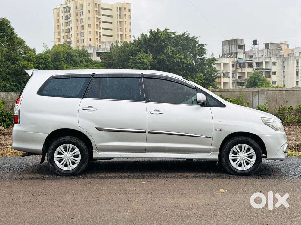 Toyota Innova 2012-2013 2.5 E Diesel Ms 7-seater, 2011, Diesel