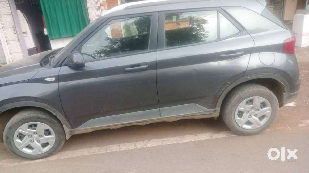 Hyundai Venue 2020 Petrol Good Condition