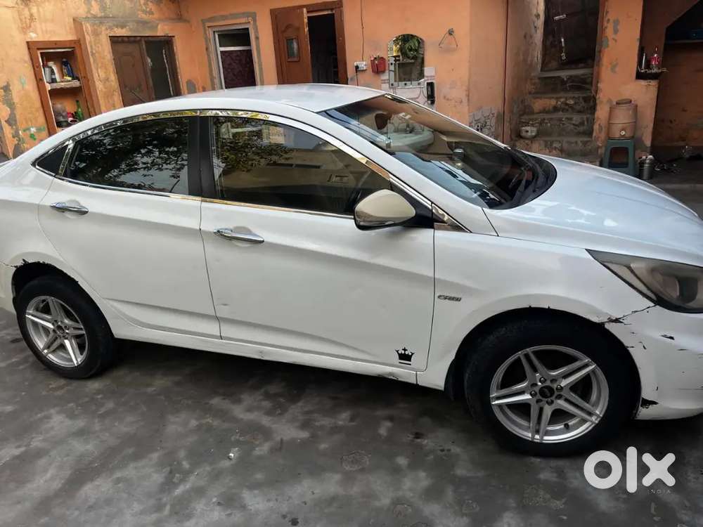 Hyundai Verna 2013