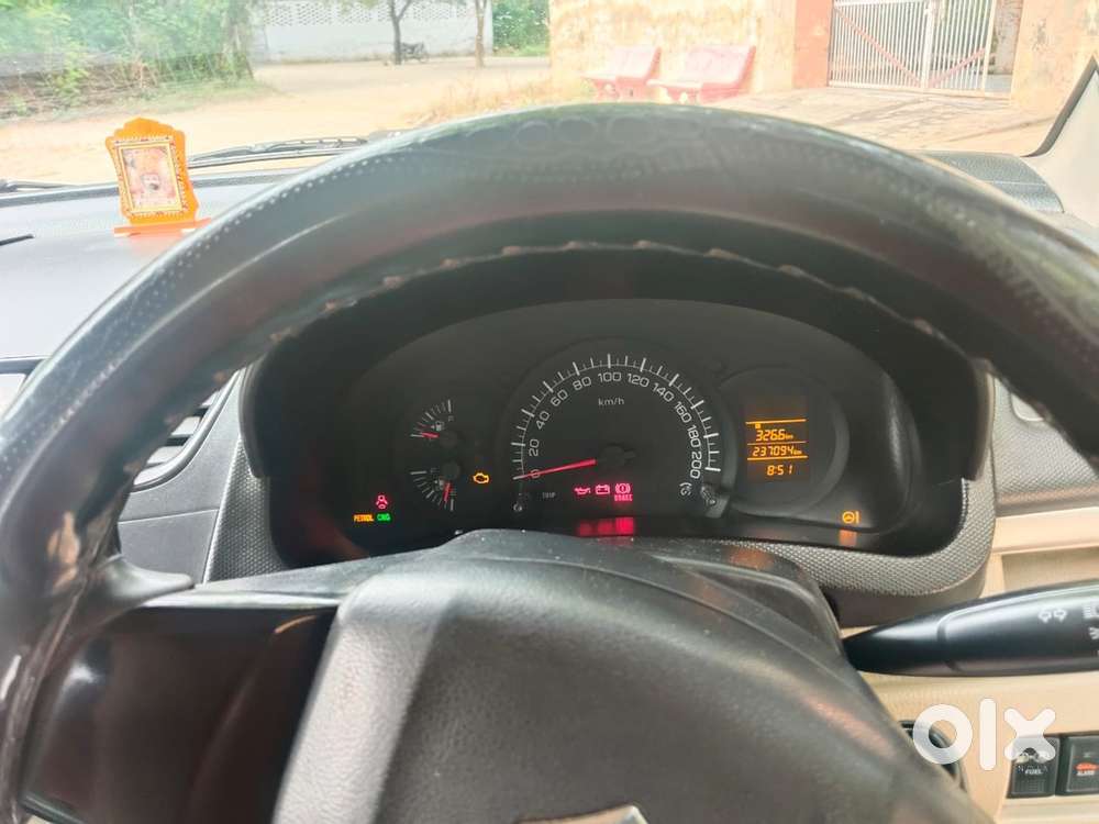 Maruti Suzuki Dzire Cng & Hybrids Well Maintained