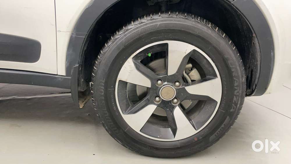 Tata Nexon 1.2 Revotron Xz Plus Dual Tone, 2019, Petrol