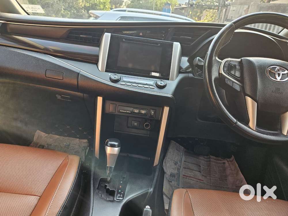 Toyota Innova Crysta 2.8z Automatic, 2019, Diesel