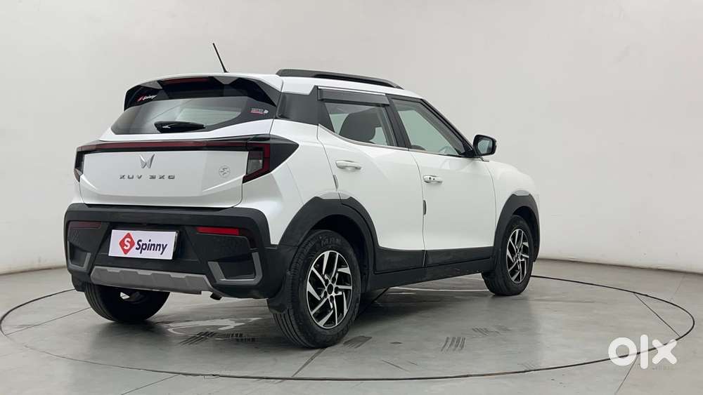 Mahindra Xuv 3xo Ax5l 1.2 Petrol At, 2024, Petrol