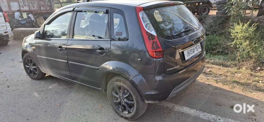 Ford Figo 2012-2015 Diesel Celebration Edition, 2012, Diesel