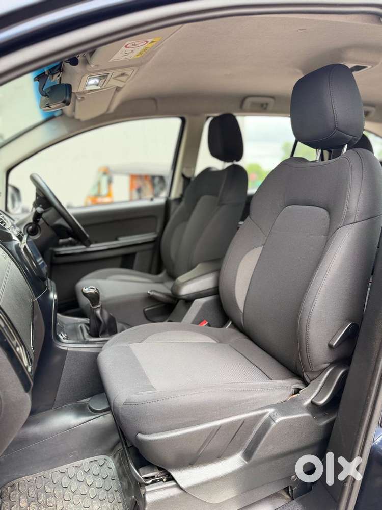 Tata Hexa 2.2 Xe 4x2 7 Str, 2020, Diesel