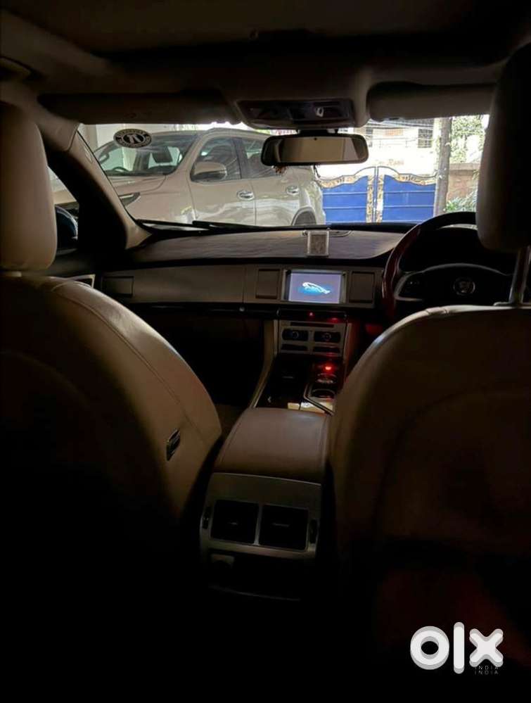 Jaguar Xf Diesel 2014