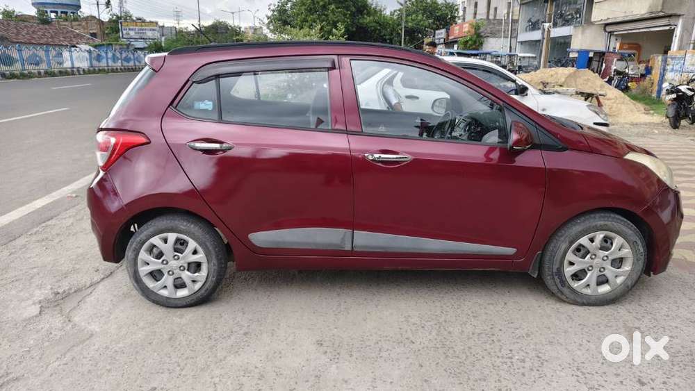 Hyundai Grand I10 Sportz, 2014, Petrol