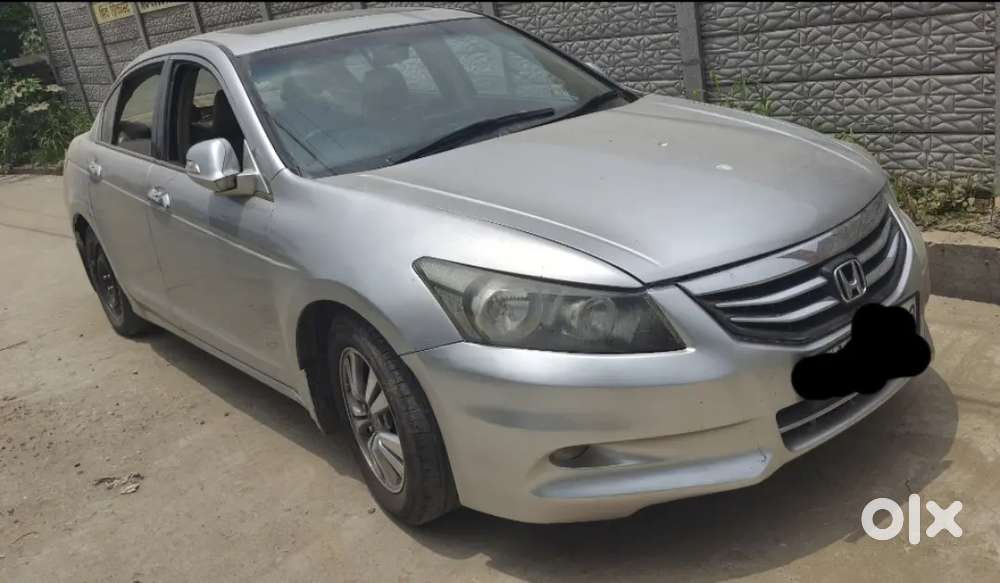 Honda Accord 2013 2.4 At