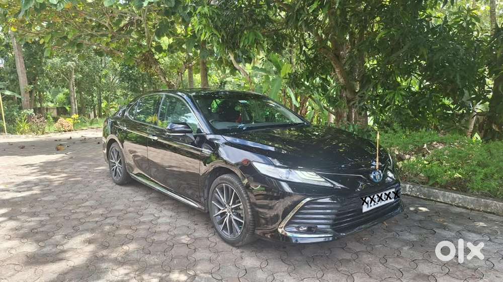 Toyota Camry Hybrid 2023 Petrol
