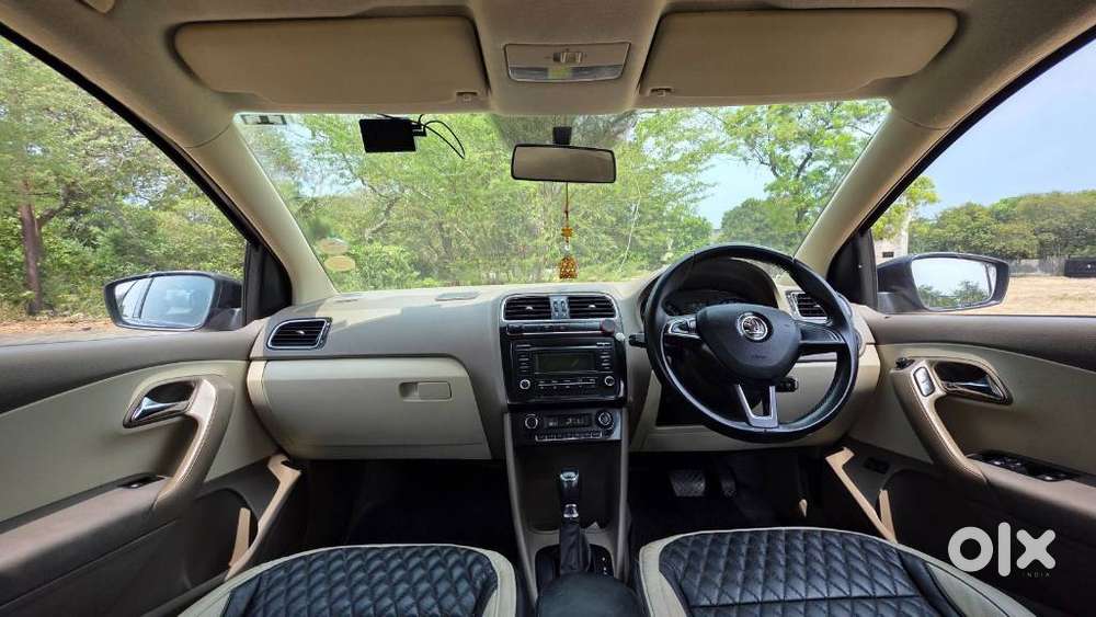 Skoda Rapid 1.6 Mpi At Elegance, 2016, Petrol