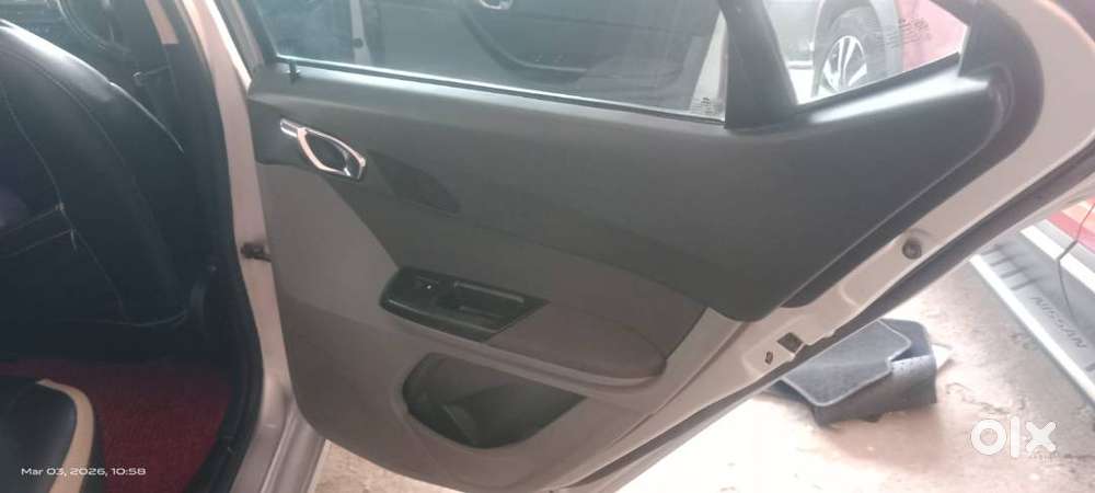 Excellent Condition Well Maint Car