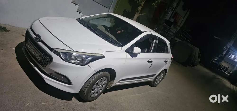 Hyundai Elite I20 2015 Diesel 165000 Km Driven