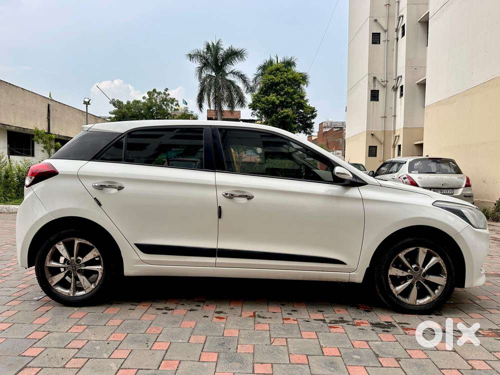 Hyundai I20 1.4 Asta (o) Crdi, 2015, Diesel