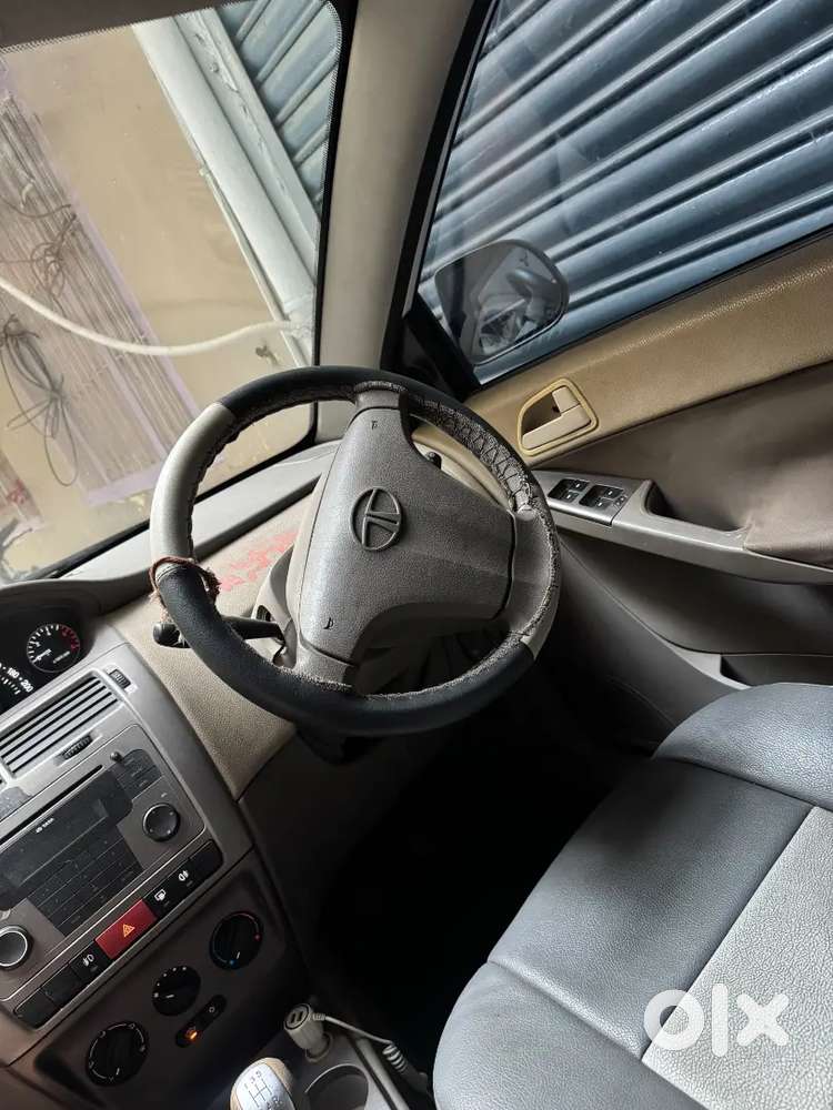 Tata Indica Vista Aura 2010