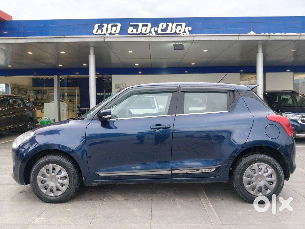 Maruti Suzuki Swift Vxi Ags, 2022, Petrol