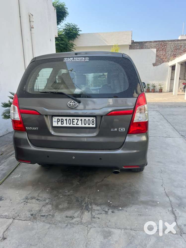 Toyota Innova 2015 Diesel Well Maintained