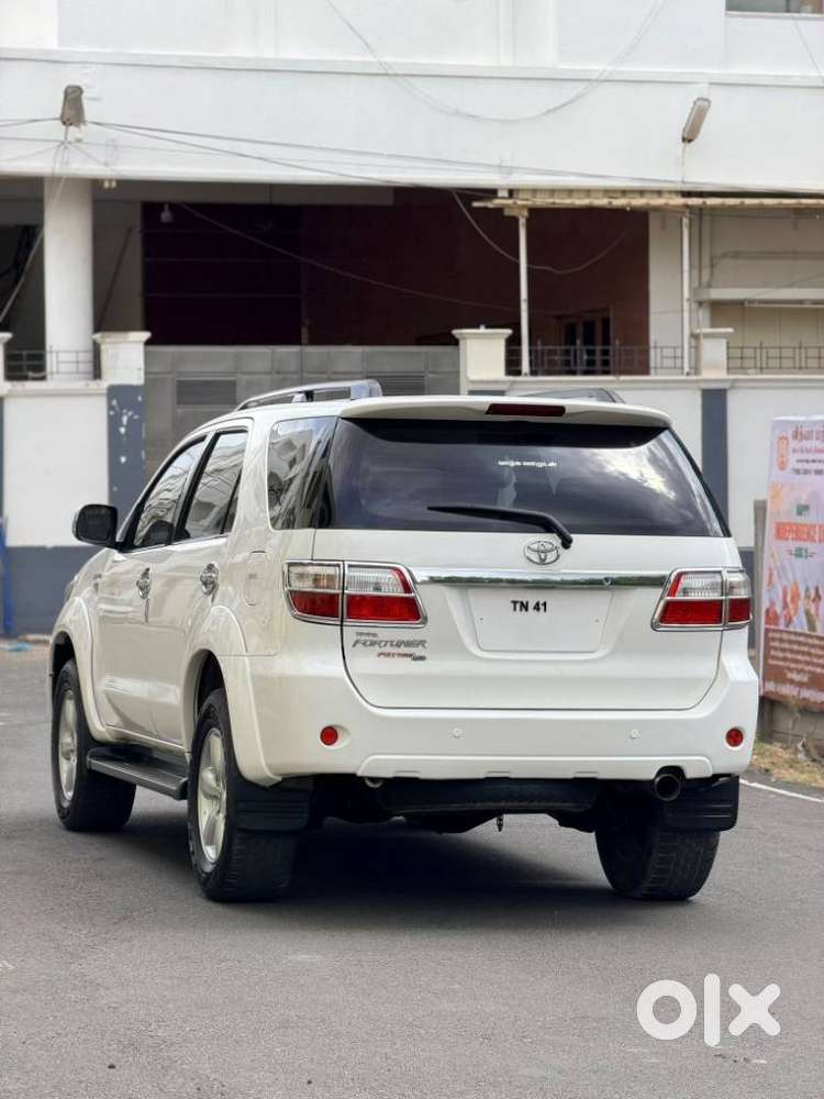Toyota Fortuner 4x4 At, 2010, Diesel