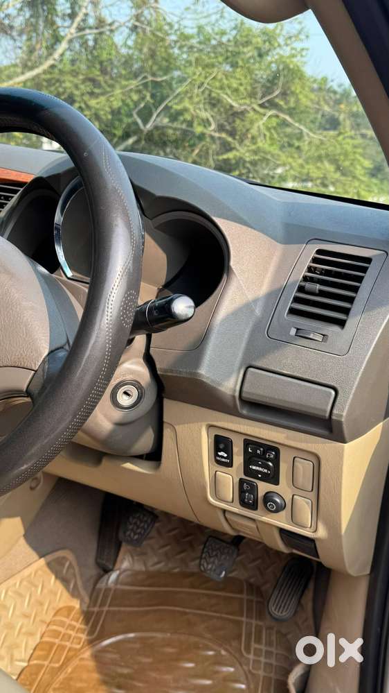 2011 Toyota Fortuner 4 X 4 Manual Diesel