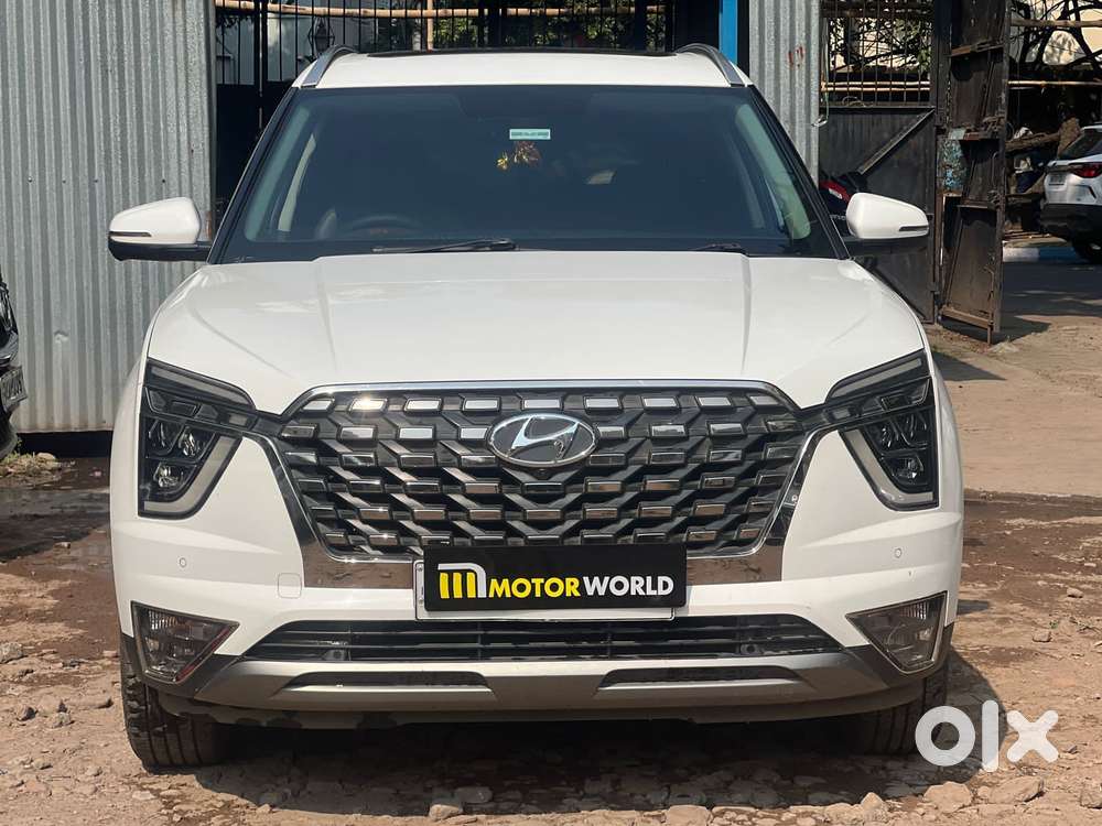 Hyundai Alcazar Signature Dual Tone, 2021, Petrol