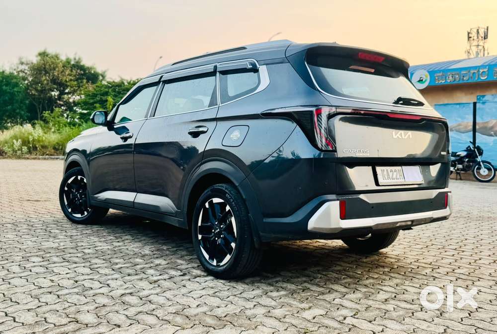 Kia Carens Clavis, 2025, Petrol