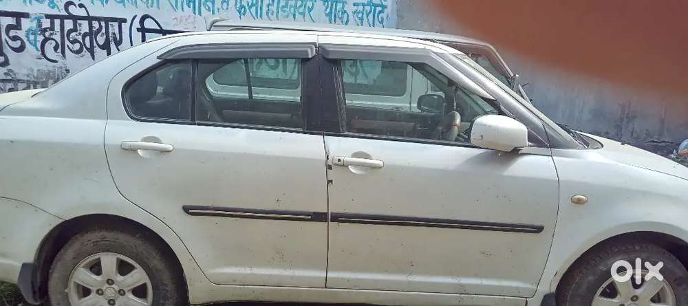 Maruti Suzuki Swift Dzire 2011