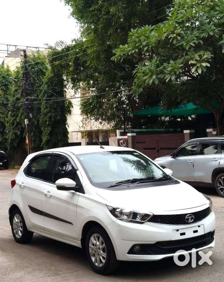Tata Tiago 1.05 Revotorq Xz, 2017, Petrol