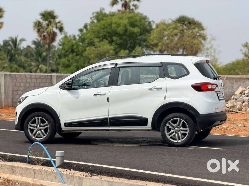 Renault Triber Rxz, 2024, Petrol