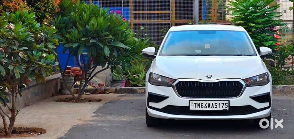 Skoda Slavia 1.0 Active Tsi, 2023, Petrol