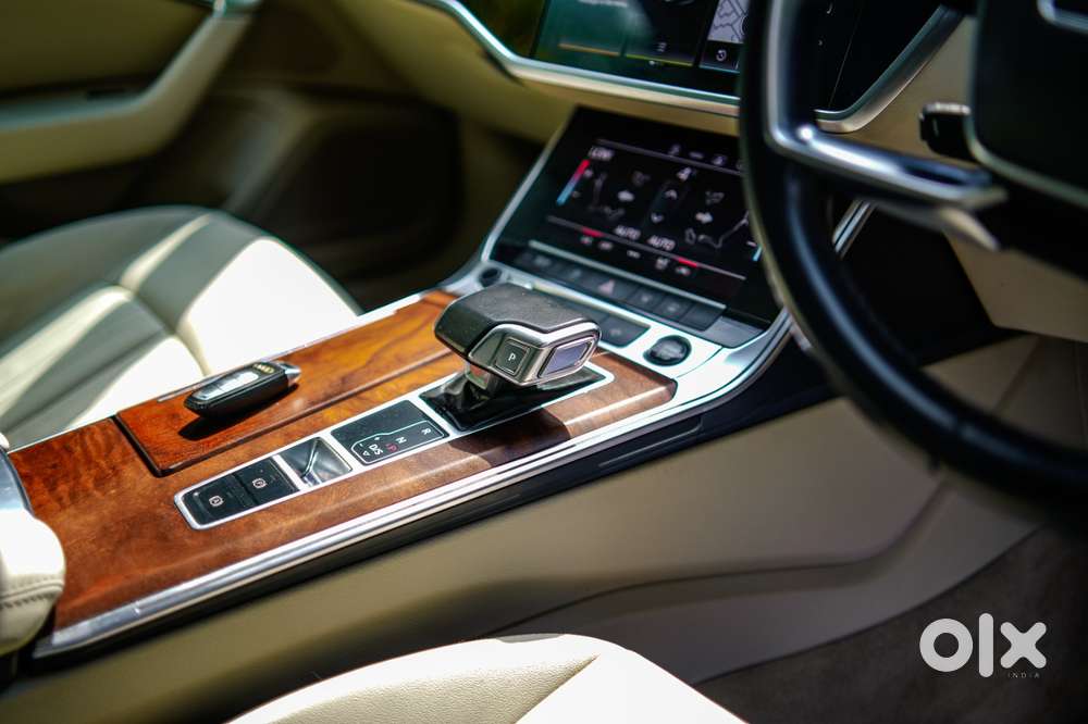 Audi A6 2.0 45 Tfsi Premium Plus, 2023, Petrol