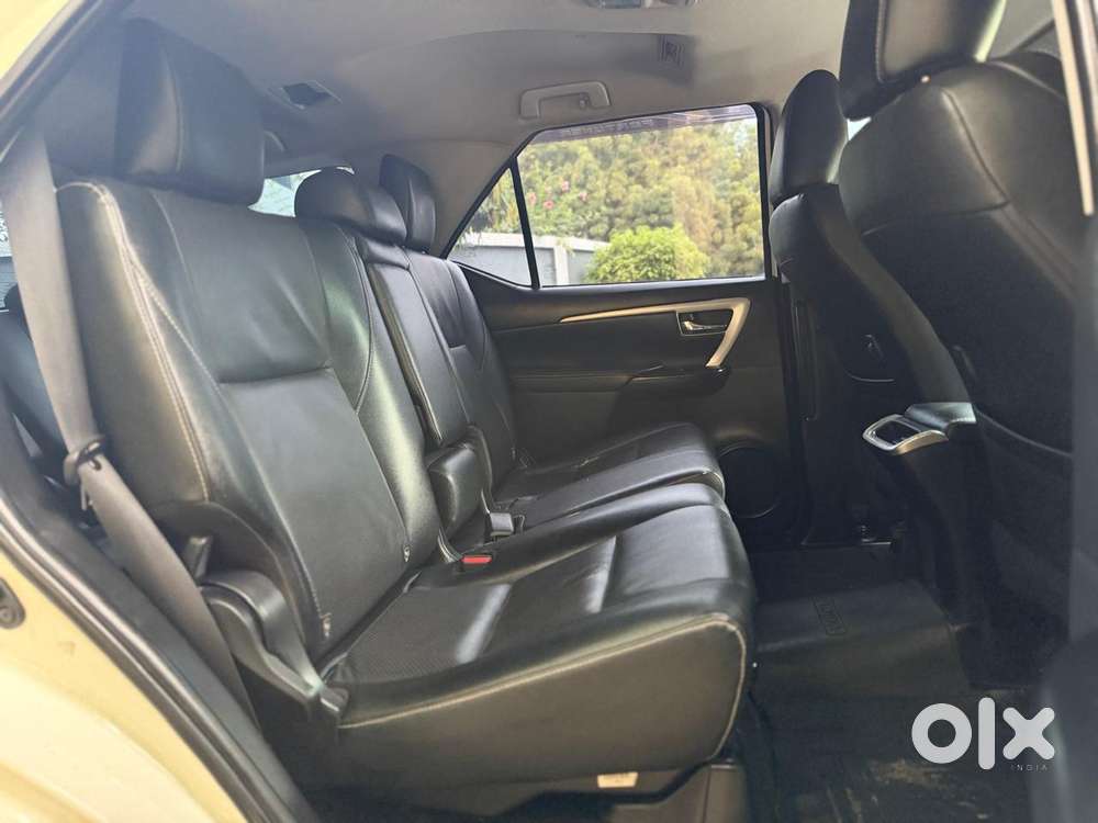 Toyota Fortuner 4x2 At 2.8 Diesel, 2023, Diesel