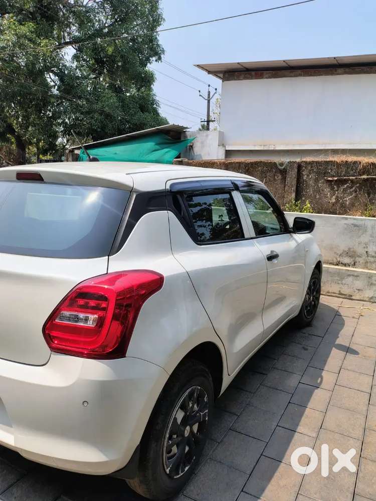 Maruti Suzuki Swift 2021 Lxi