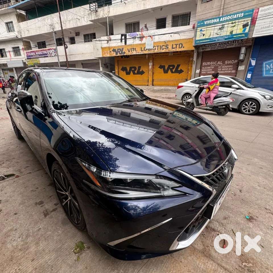 Lexus Es, 2023, Petrol