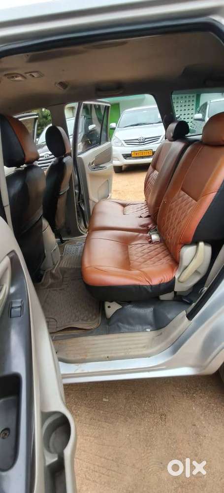 Toyota Innova 2.5 G (diesel) 7 Seater, 2010, Diesel