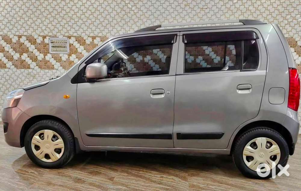 Maruti Suzuki Wagon R 1.0 Vxi Amt, 2018, Petrol